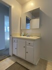 Bath - 1703 S 5th St Unit 1