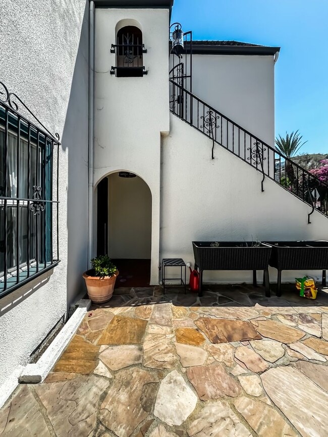 Photo - Unfurnished Light Filled Modern Spanish Home in Hollywood Hills