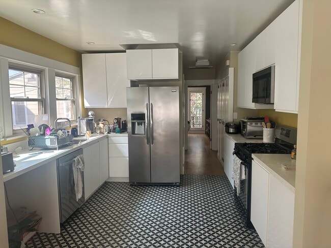 Photo - 1015 Manzanita St