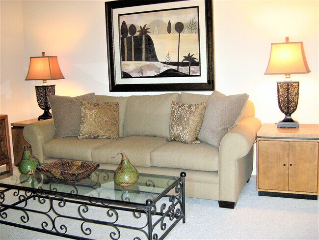 Photo - 72346 Sommerset Dr