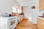 Photo - 2918 Walnut Ave