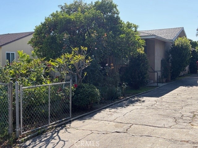 Building Photo - 5243 Acacia St