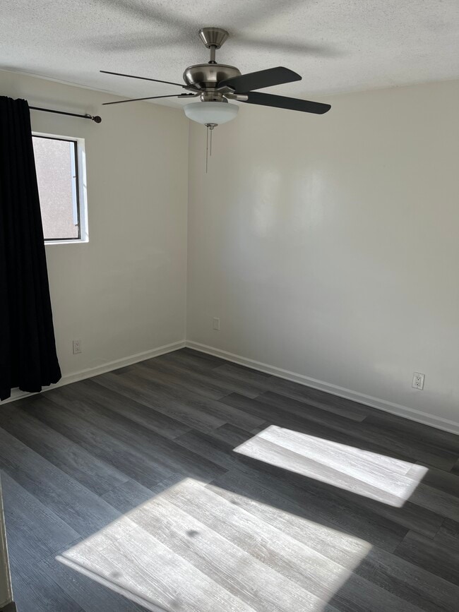 Building Photo - 928 S Ford Blvd Unit 928 s ford blvd