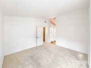 Photo - harming 2BR/2BA Townhome with Private Yard & 2-Car Garage in UTC