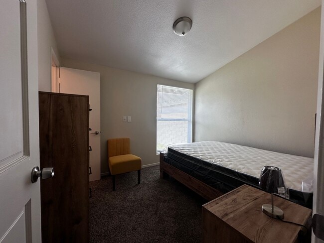 Photo - 27548 Camp Plenty Rd