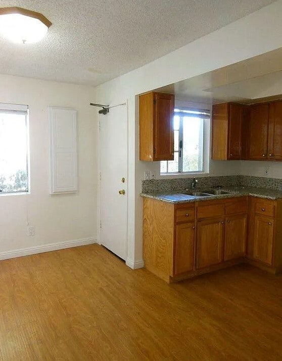 Photo - Sunflower Norton Apartments