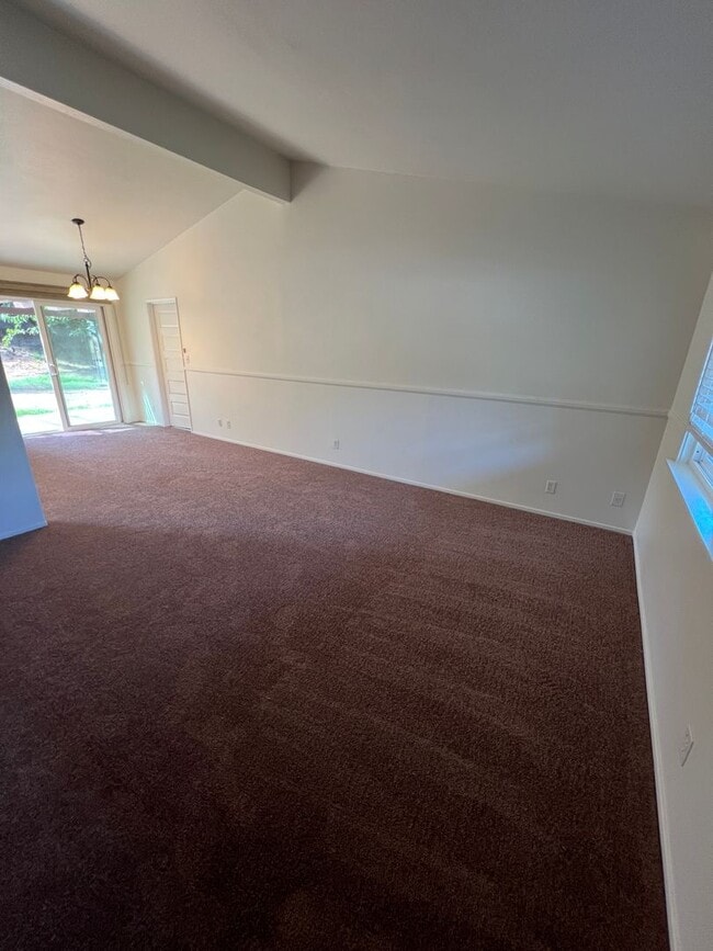 Photo - FOR RENT 3+1 IN SIMI VALLEY