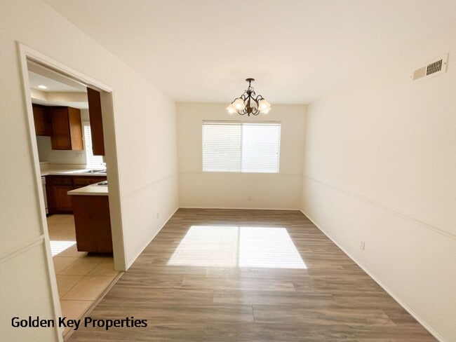 Photo - 3532 Skyhaven Lane