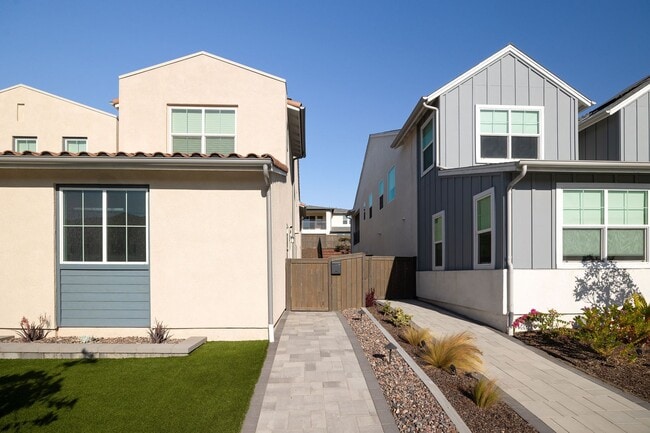 Building Photo - Cozy 1 bedroom unit available in Chula Vista's new neighborhood!