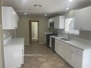 Photo - 11646 Robin Dr