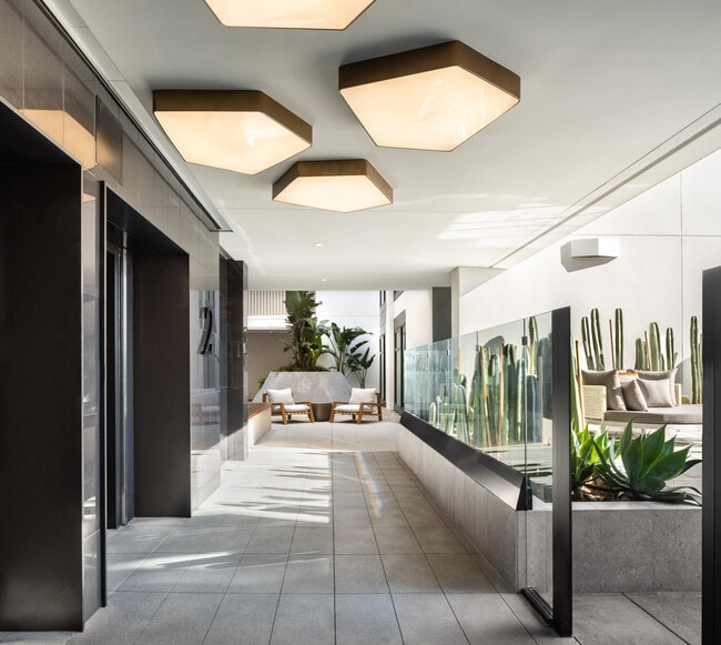 Photo - Nine Thousand One