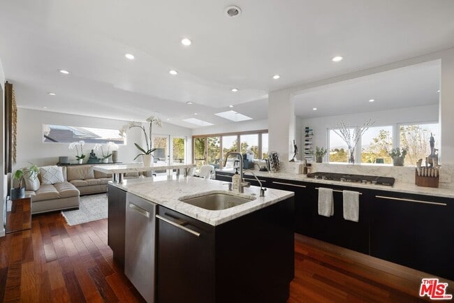 Photo - 7483 Palo Vista Dr