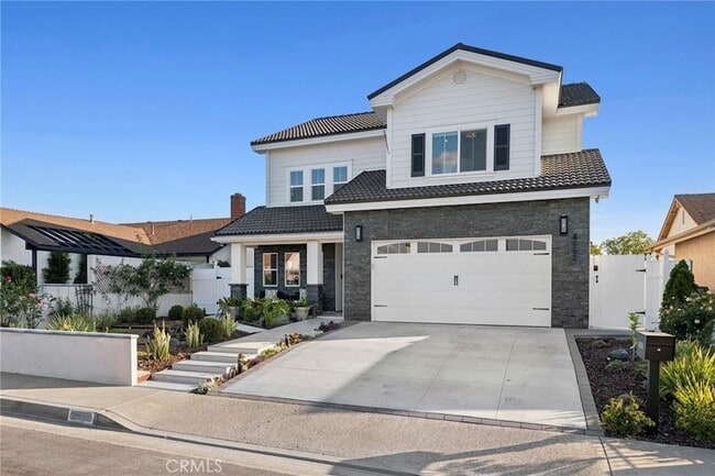 Building Photo - 4652 Charnock Dr