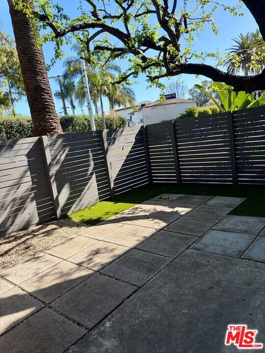 Photo - 2425 Ocean Ave Unit 1