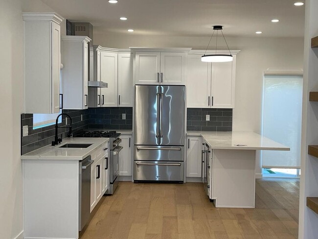 Photo - 8104 Paso Robles Ave