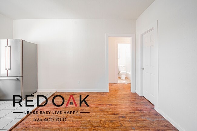 Photo - 1918 Grace Ave Unit 9