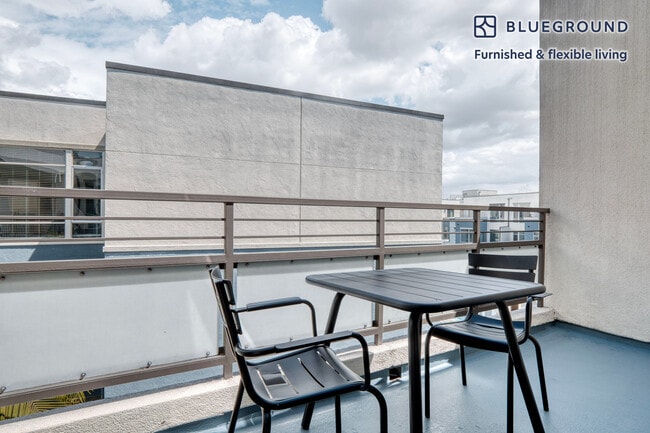 Photo - 4055 Redwood Ave Unit FL4-ID1018