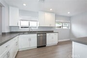 Photo - 6631 Nagle Ave