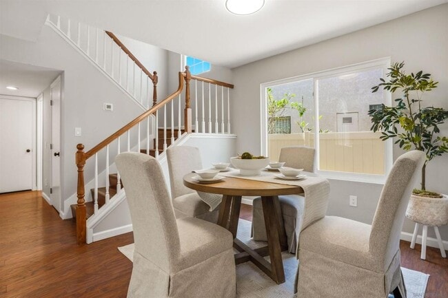 Photo - 10684 Stanwell Pl