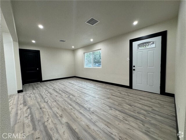 Building Photo - 1214 Hardt St Rental