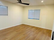 Photo - 2811 E 11th St