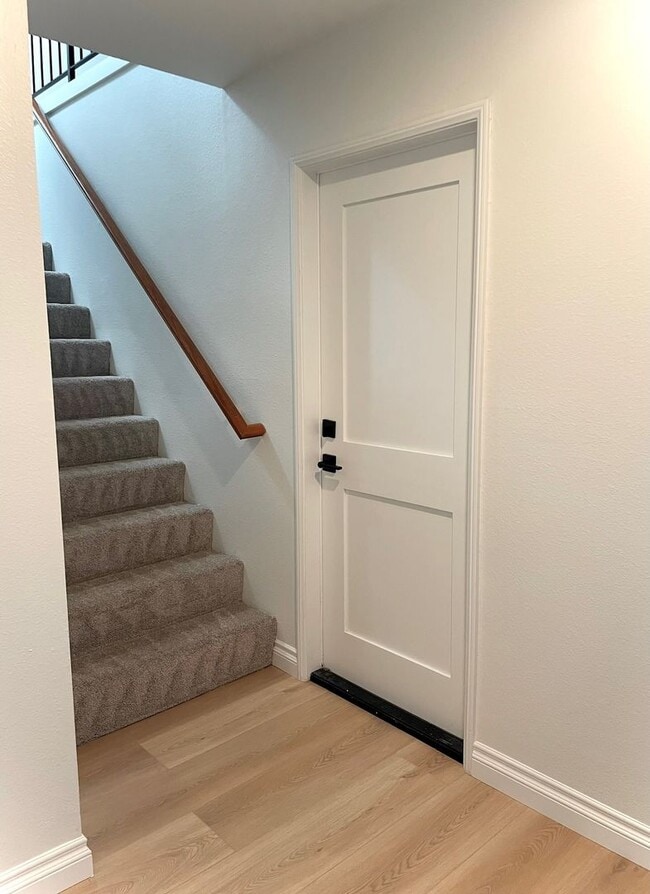 Photo - Nicely upgraded Townhome is East Simi