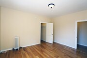 1BR, 1BA-Bedroom - Chateau Nob Hill Apartments