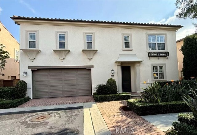 Building Photo - 310 Bronze