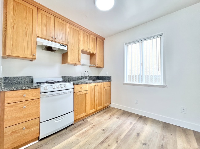 Photo - 6167 Coldwater Canyon Ave Condo Unit 11