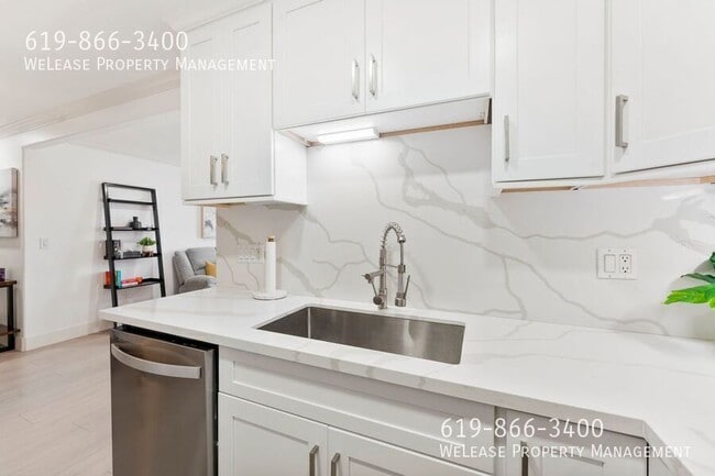 Photo - 5055 Collwood Blvd