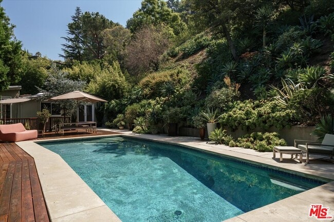 Photo - 2412 Canyon Oak Dr