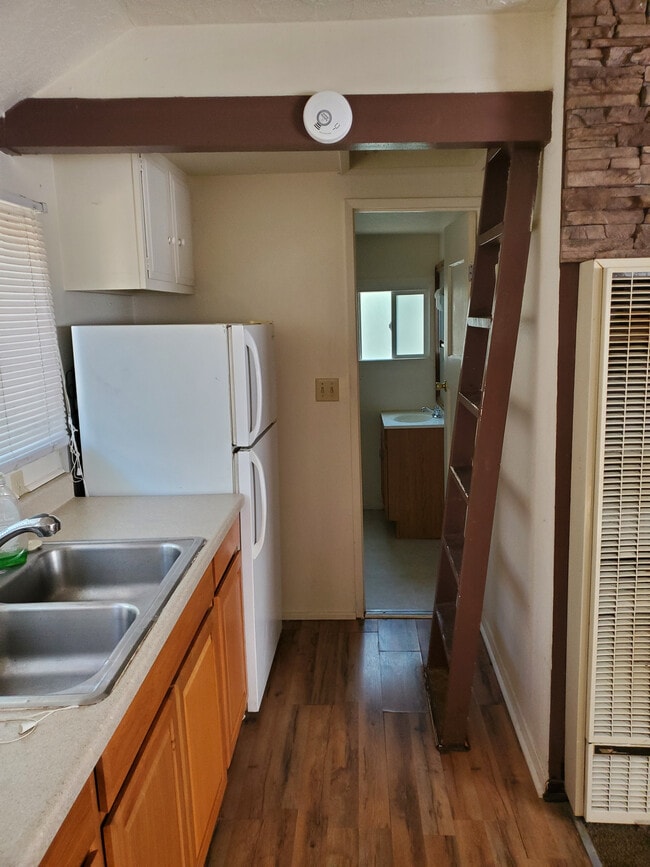 Photo - 23754 Bowl Rd