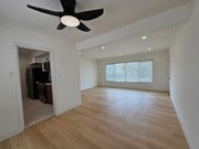 Photo - 7102 S La Cienega Blvd Apartments Unit 4