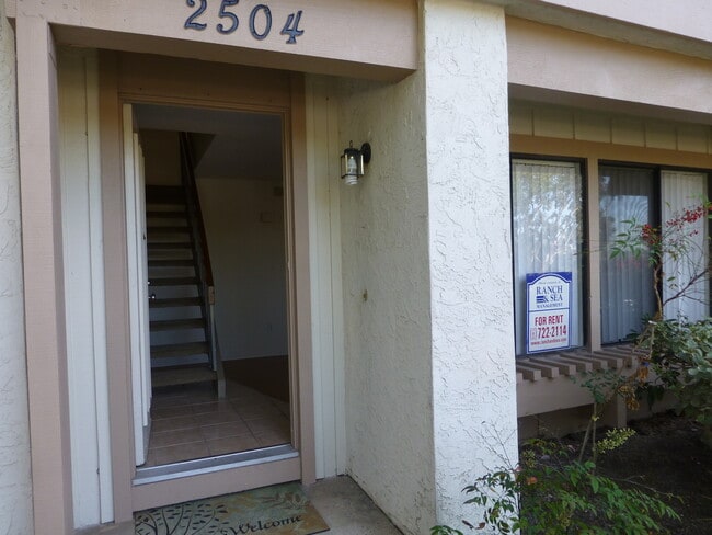 Building Photo - Coming soon....Spacious 4BR Townhome in Desirable Tiburon Community – Carlsbad