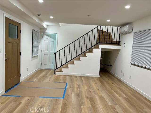 Photo - 18654 Runnymede St