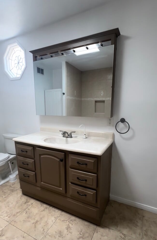 Photo - 14842 La Capelle Rd Unit Guesthouse with private entrance