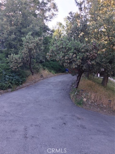 Photo - 210 Wylerhorn Dr