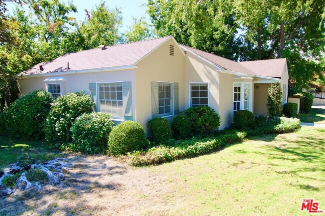 Photo - 11410 Aqua Vista St House