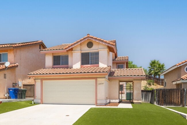 Building Photo - Spacious 3-Bedroom Home In the Community of Montecito, Rancho San Diego!