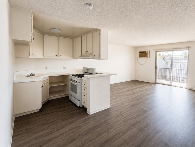 Photo - 509 N Berendo St Unit 110