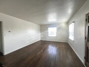 Photo - 102 Palm Ct Dr