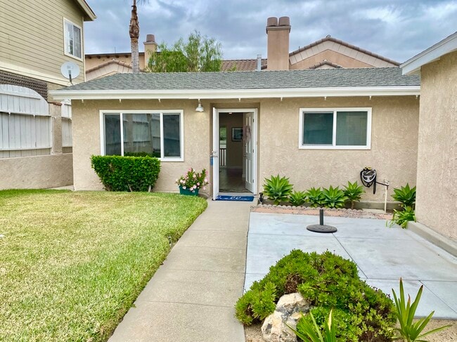 Photo - 2019 Curtis Ave Unit B