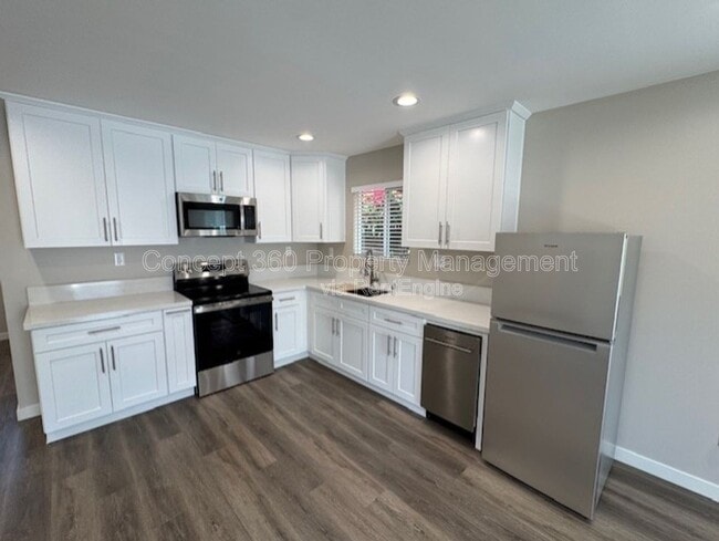 Photo - 254 Quincy Ave