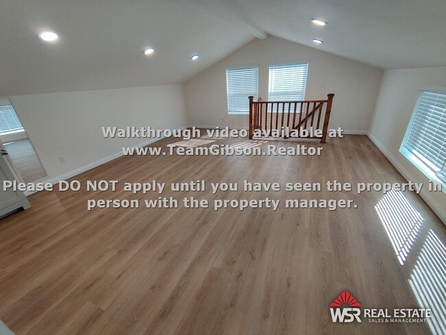 Photo - 1 Bedroom, 1 Bathroom with a large loft Ba... Unit 4599 Merrill