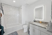 1BR, 1BA - 714SF - Bathroom - Northridge Nexus Apartments