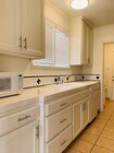 Photo - 1418 S Genesee Ave Apartments