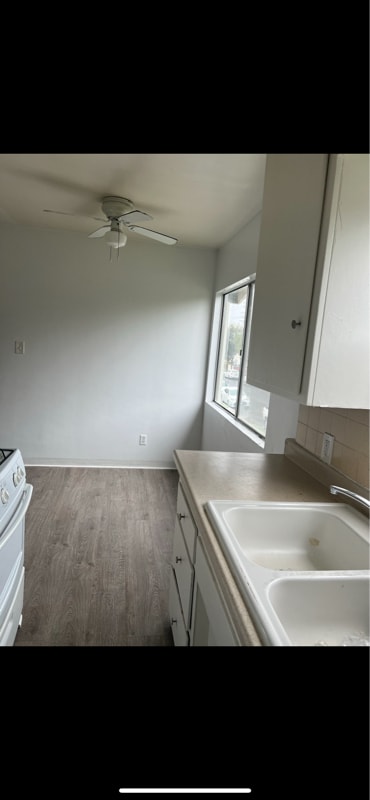 Photo - 3110 Livonia Ave Apartment Unit 5
