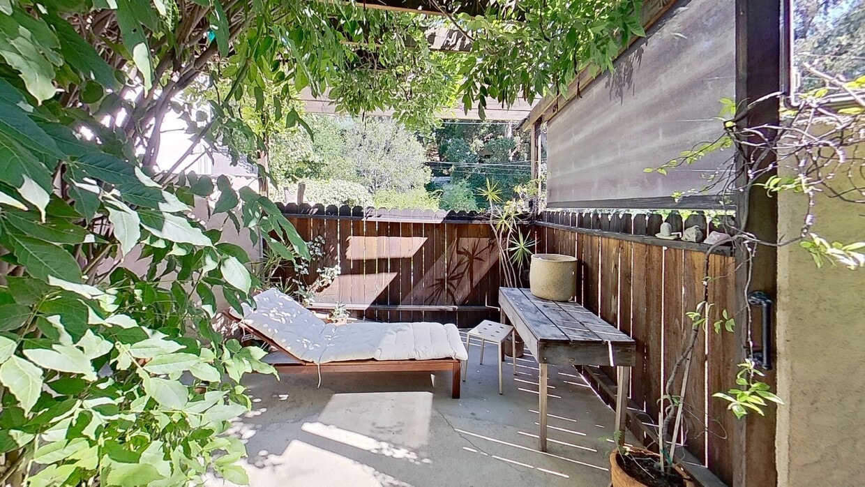 3D Tour - 10211 Seabury Ln