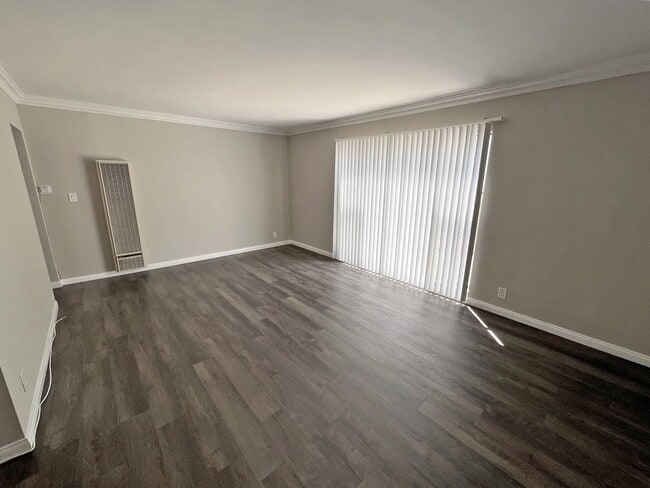 Photo - 1236 N Sweetzer Ave Unit 9