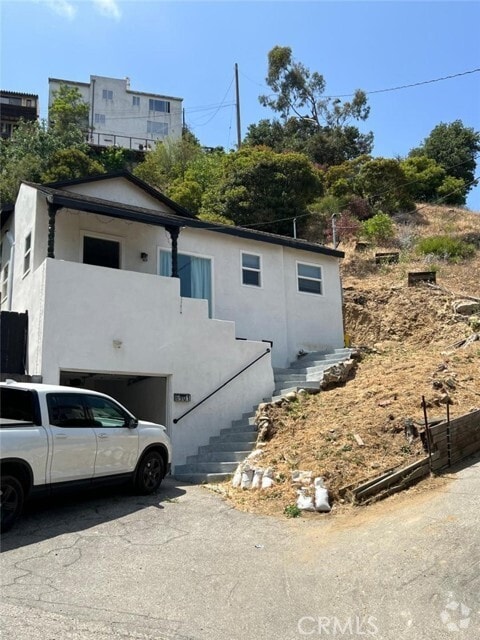 Building Photo - 6901 Cahuenga Park Trail Rental